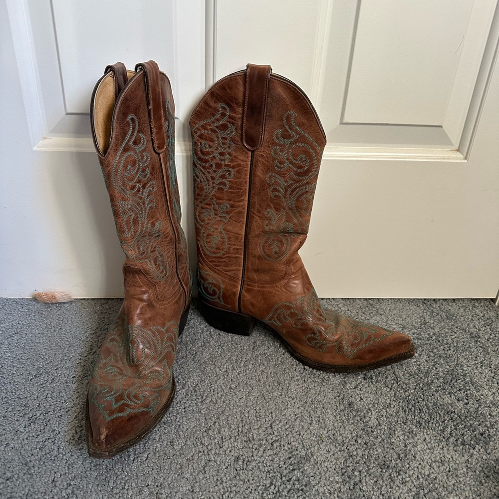 Old Gringo cowboy boots